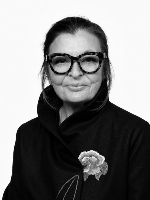 Leanne Arnold